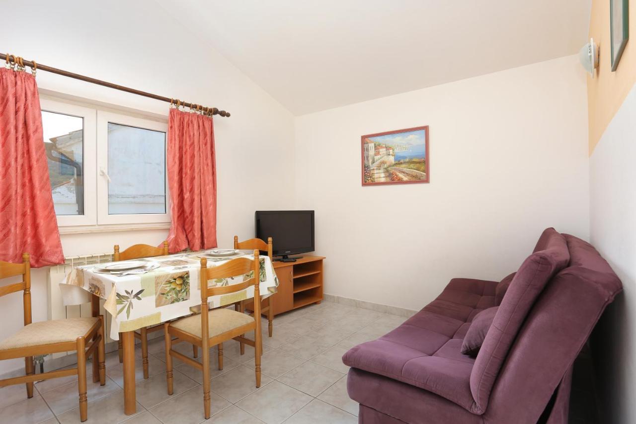Apartments And Rooms With Parking Space Marina, Trogir - 5953 Exterior foto