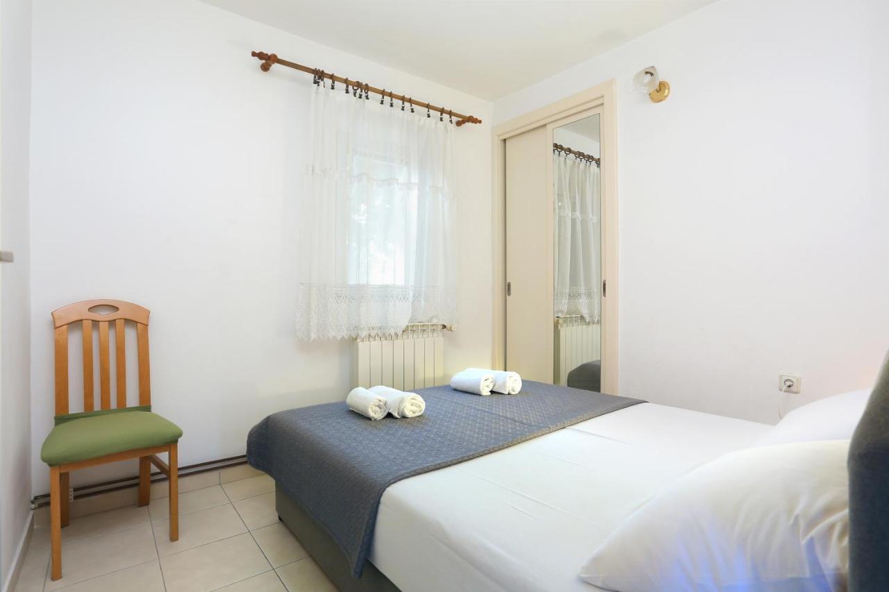 Apartments And Rooms With Parking Space Marina, Trogir - 5953 Exterior foto