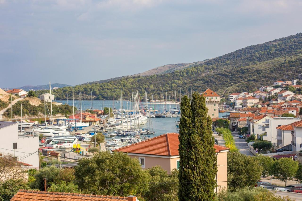 Apartments And Rooms With Parking Space Marina, Trogir - 5953 Exterior foto