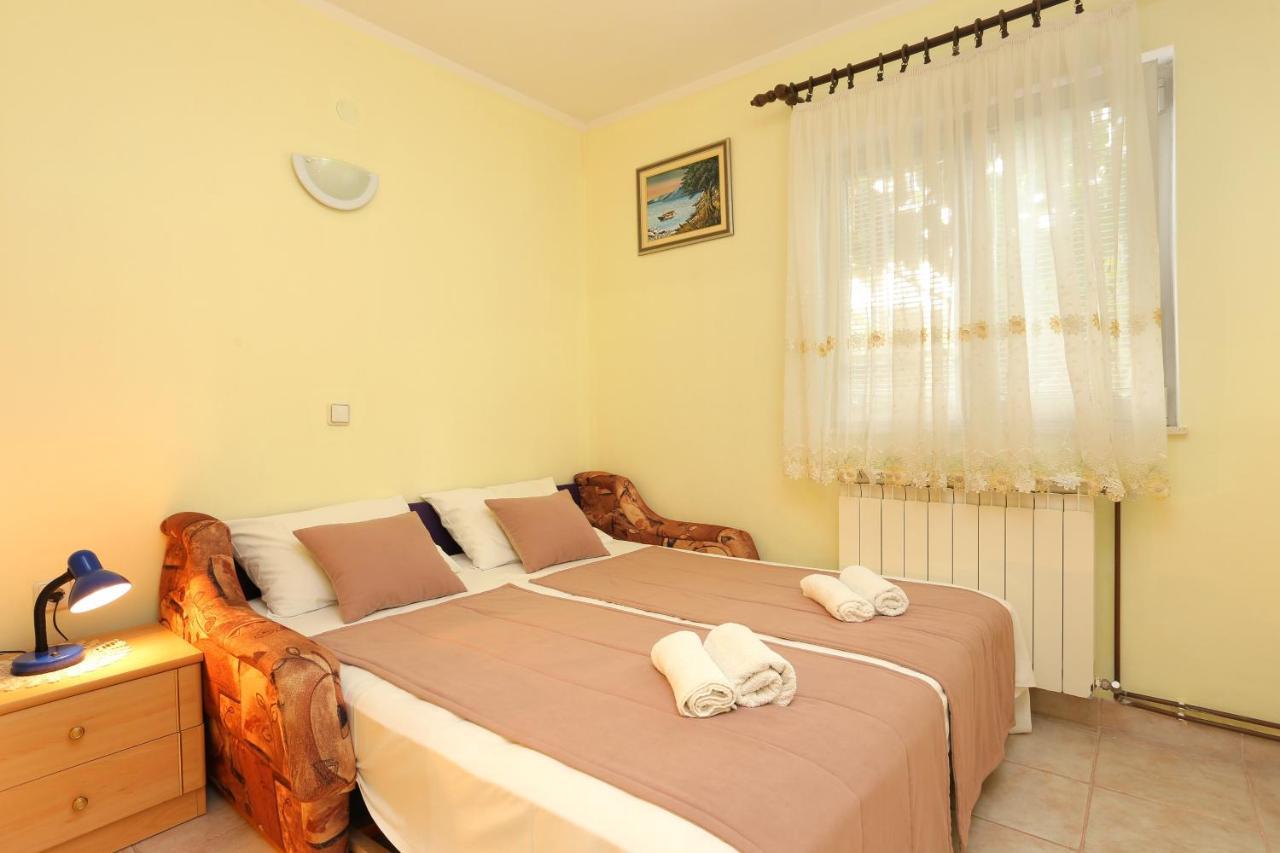 Apartments And Rooms With Parking Space Marina, Trogir - 5953 Exterior foto