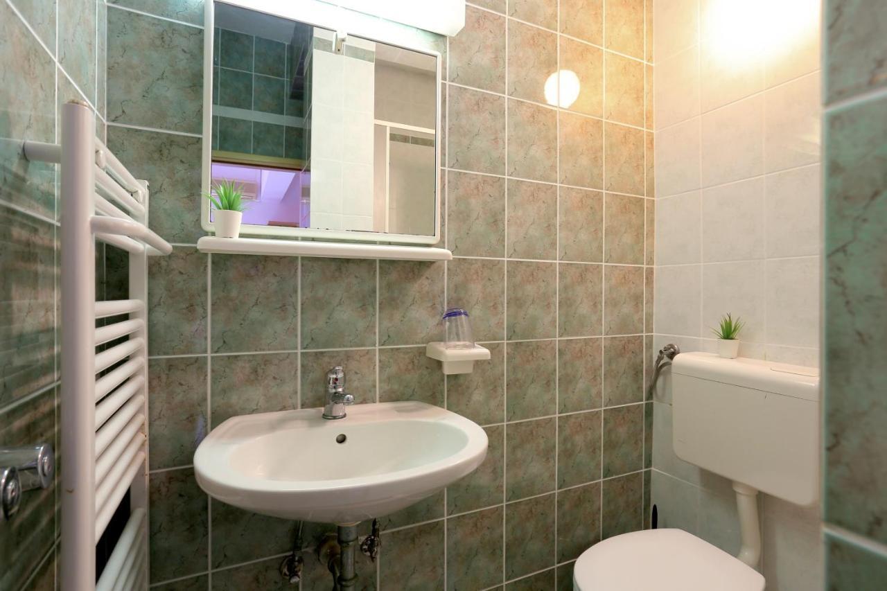 Apartments And Rooms With Parking Space Marina, Trogir - 5953 Exterior foto