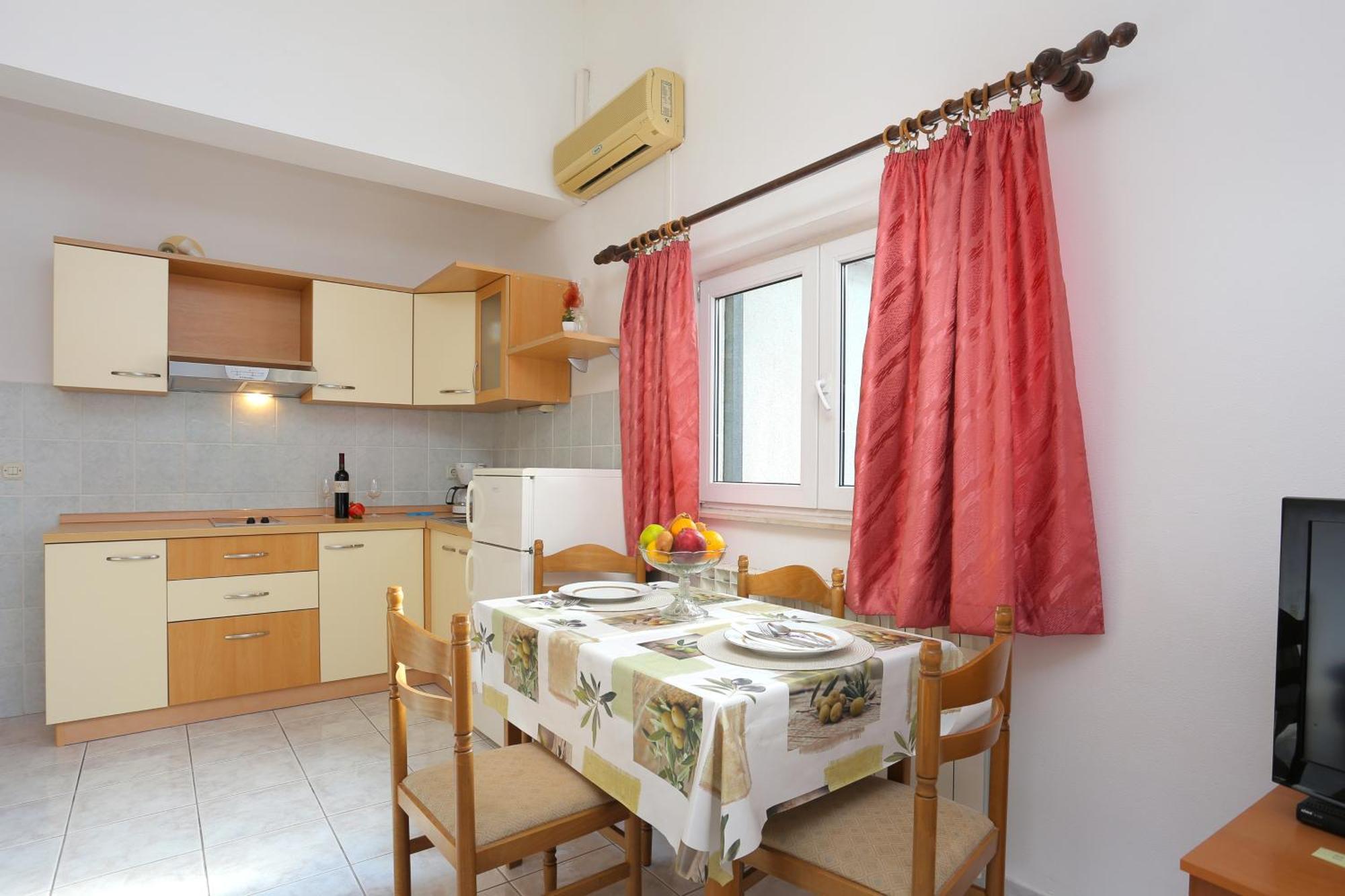 Apartments And Rooms With Parking Space Marina, Trogir - 5953 Quarto foto